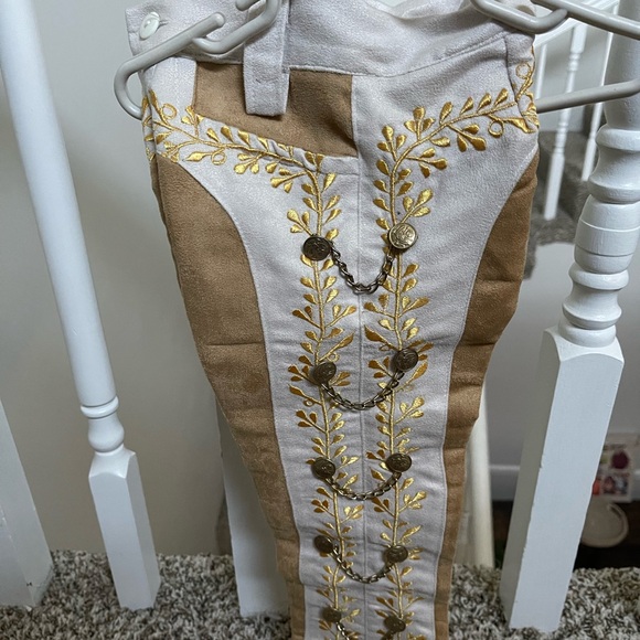 Embroidered Mariachi Outfit - Picture 4 of 6